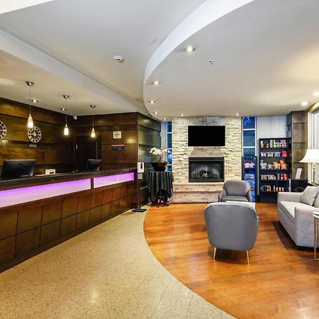 Sandman Suites Surrey - Guildford Екстериор снимка