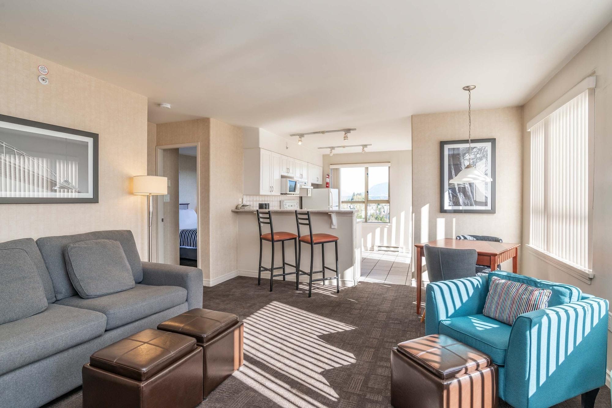 Sandman Suites Surrey - Guildford Екстериор снимка