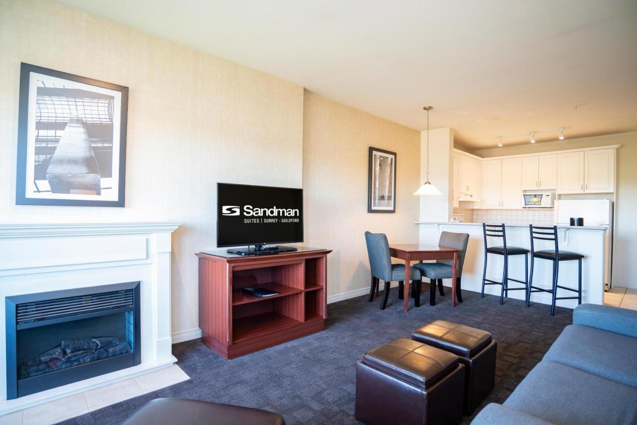 Sandman Suites Surrey - Guildford Екстериор снимка
